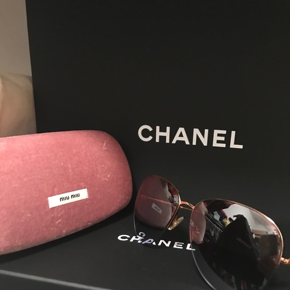 Miu miu sunglasses (prada) - Picture 1 of 5